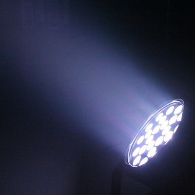 82W LED Par Can Wash Par Up Light 24 * 3W RGBW 4 In 1 LED Flat Par Light สำหรับงานปาร์ตี้