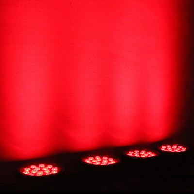 90w RGBW Led Flat Par Light แสงเวที แสง Dmx การควบคุม Dj Disco สําหรับงานเลี้ยง งานแต่งงาน โบสถ์