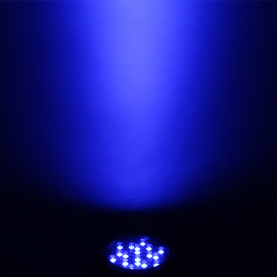 กลางแจ้ง 54*3w RGBW สําหรับเวที Par ไฟ IP65 กันน้ํา คอนเสิร์ตงานแต่ง 54 Parcan สเตจ Dmx LED Light