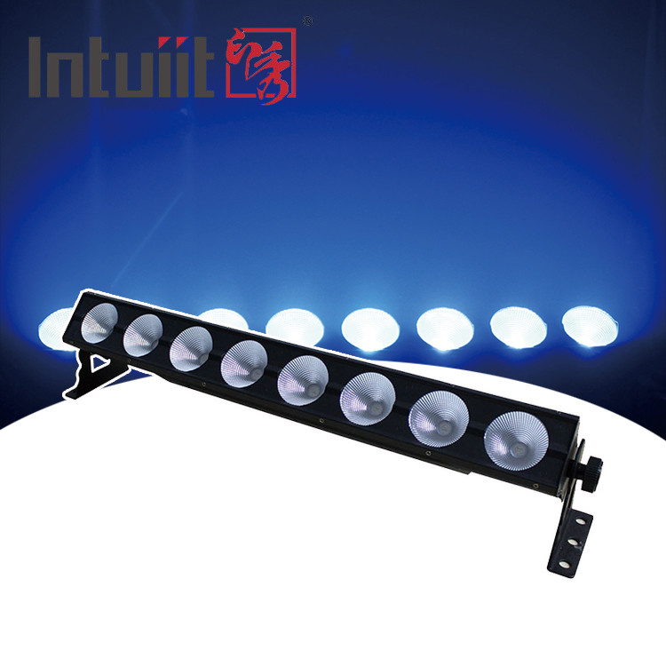 8*15W Rgb 3in1 zoom bar LED Pixel Light Rainbow Effect Zoom Sweeper ล้างเวที คอนเสิร์ตงานแต่ง